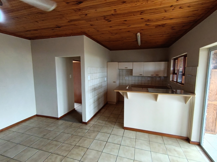 8 Bedroom Property for Sale in C Place Eastern Cape